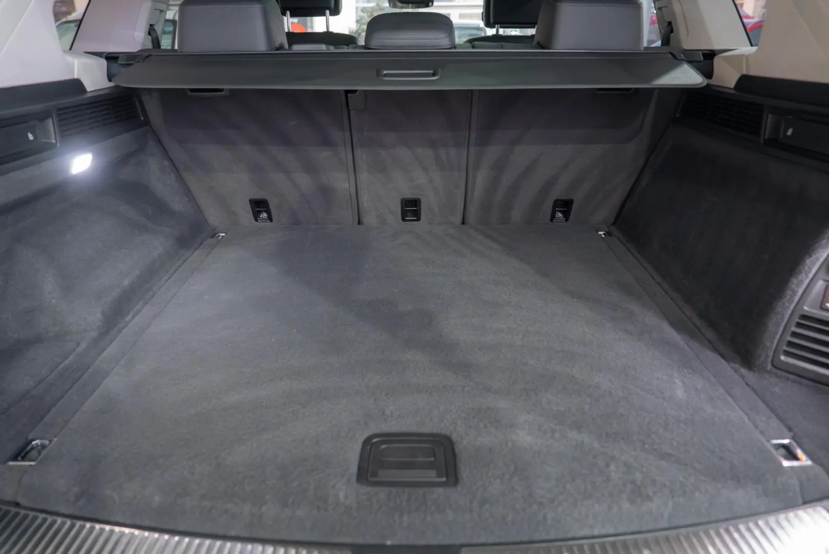 Volkswagen Touareg Elegance 4Motion 3.0 electric TSI eHybrid