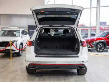 Volkswagen Touareg Elegance 4Motion 3.0 electric TSI eHybrid