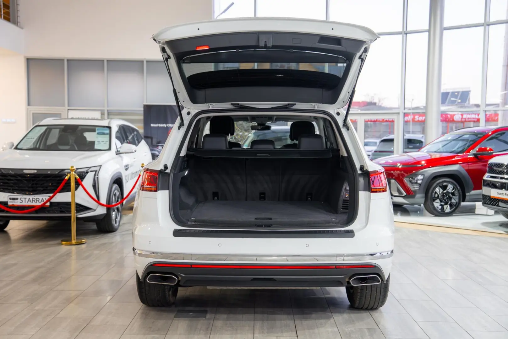 Volkswagen Touareg Elegance 4Motion 3.0 electric TSI eHybrid