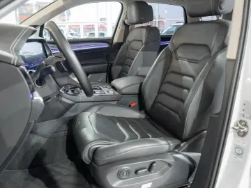 Volkswagen Touareg Elegance 4Motion 3.0 electric TSI eHybrid