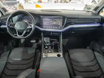 Volkswagen Touareg Elegance 4Motion 3.0 electric TSI eHybrid