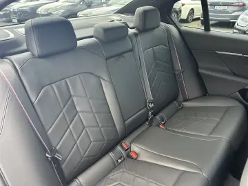 BMW 520 d xDrive M Sport Bowers Wilkins