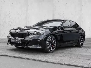BMW 520 d  M sport Pano B&W HUD