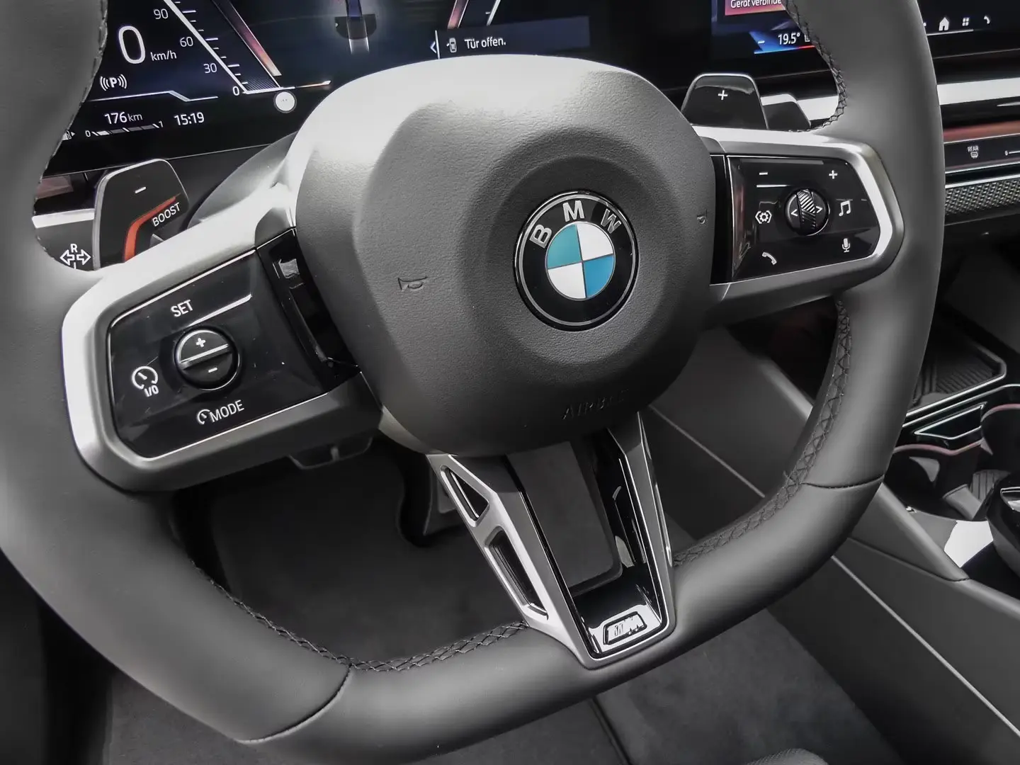 BMW 520 d  M sport Pano B&W HUD