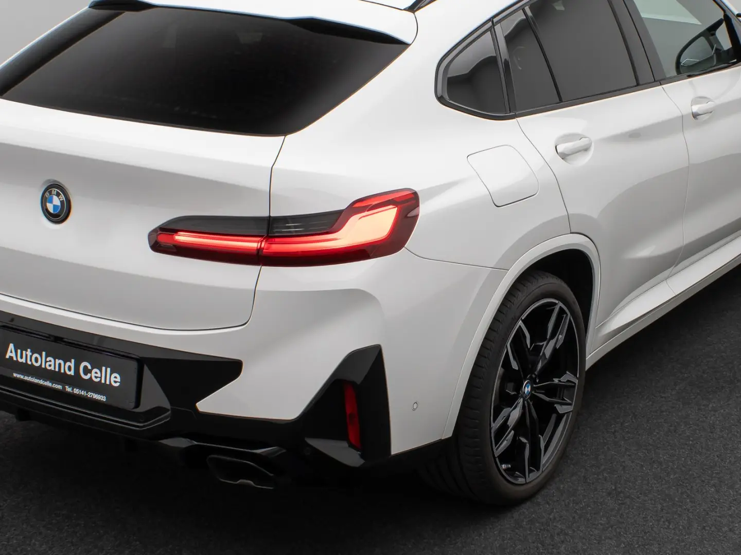 X4 M40d  360