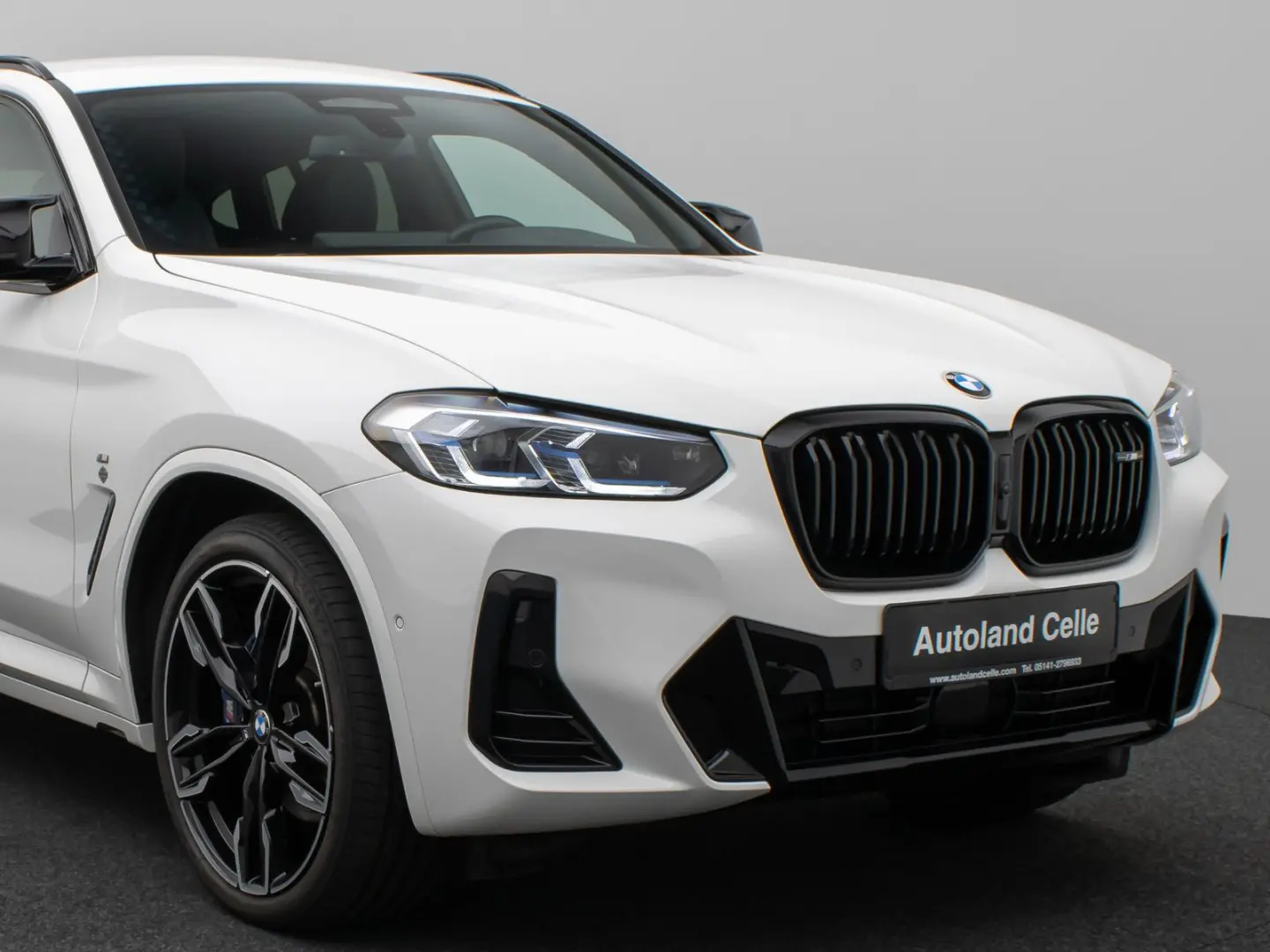 X4 M40d  360