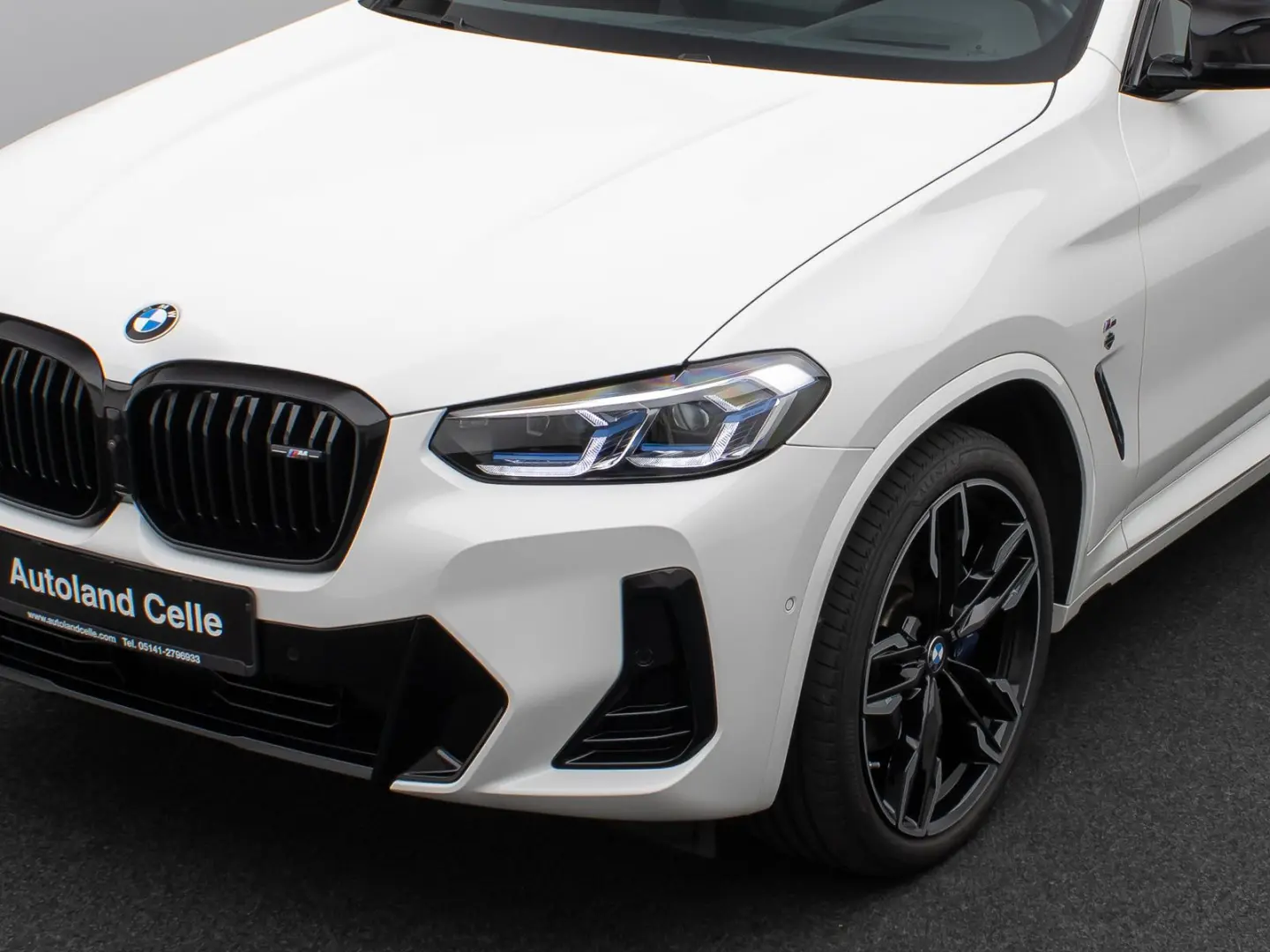 X4 M40d  360
