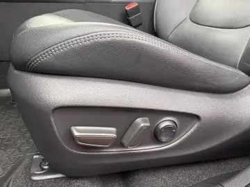 Toyota RAV4 2.5 Hybrid VVT-iE 4x4 Luxury