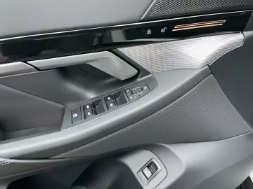 BMW 520 i O limuzină M-Sport HUD |Navi|MFL