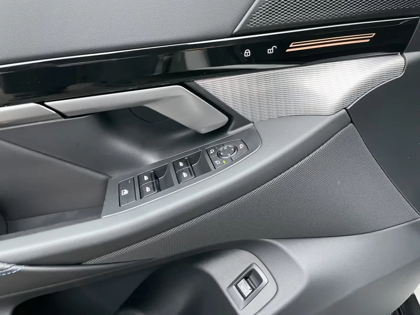 BMW 520 i O limuzină M-Sport HUD |Navi|MFL