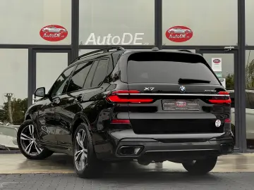 BMW X7 2023