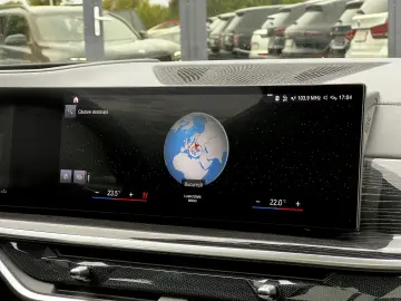 BMW X7 2023