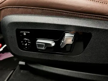 BMW X7 2023