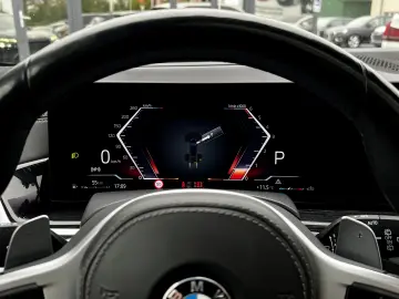 BMW X7 2023