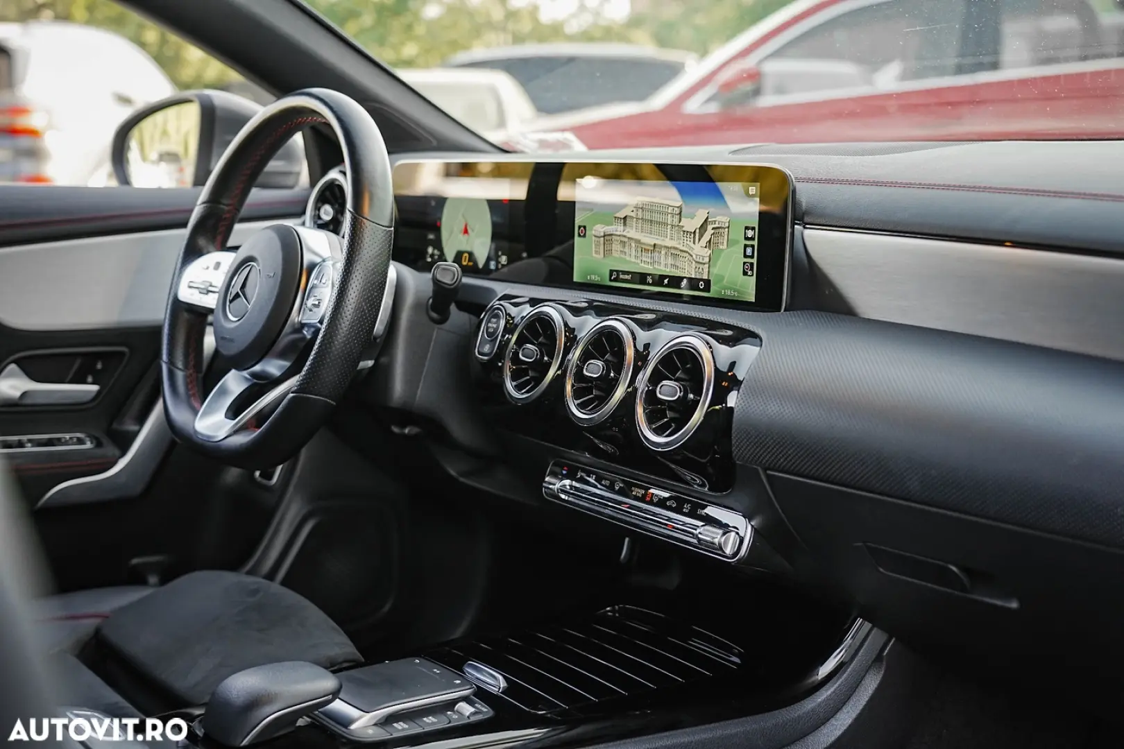 Mercedes-Benz CLA 180 7G-DCT AMG Line