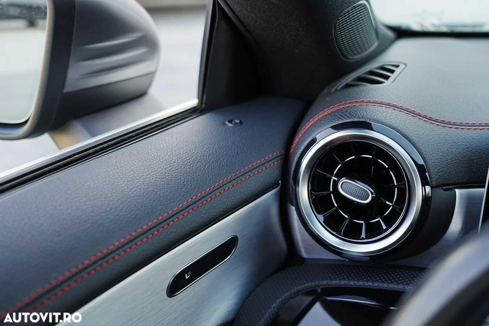 Mercedes-Benz CLA 180 7G-DCT AMG Line