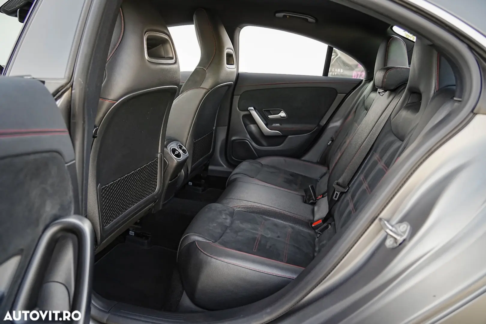 Mercedes-Benz CLA 180 7G-DCT AMG Line