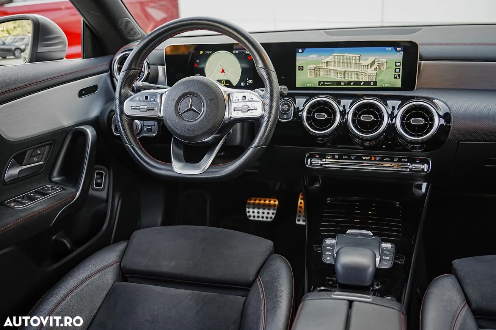 Mercedes-Benz CLA 180 7G-DCT AMG Line