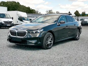 BMW 520 i Harman Kardon Black Sapphire