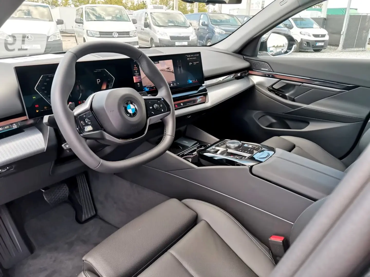 BMW 520 i/ Harman Kardon/Black Sapphire