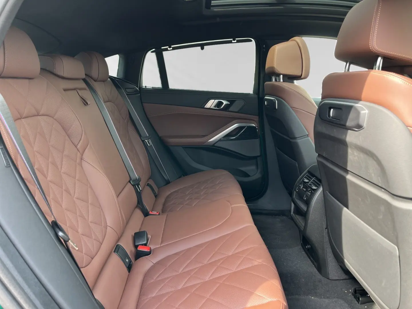 X6 M60i xDrive AHK Pano Standhzg. Harman Kardon