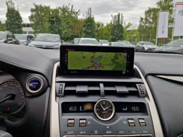 NX 300h E-FOUR Executive Line Panodach