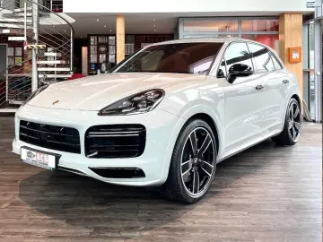Cayenne Turbo Sport Design Kreide Approved 201T€