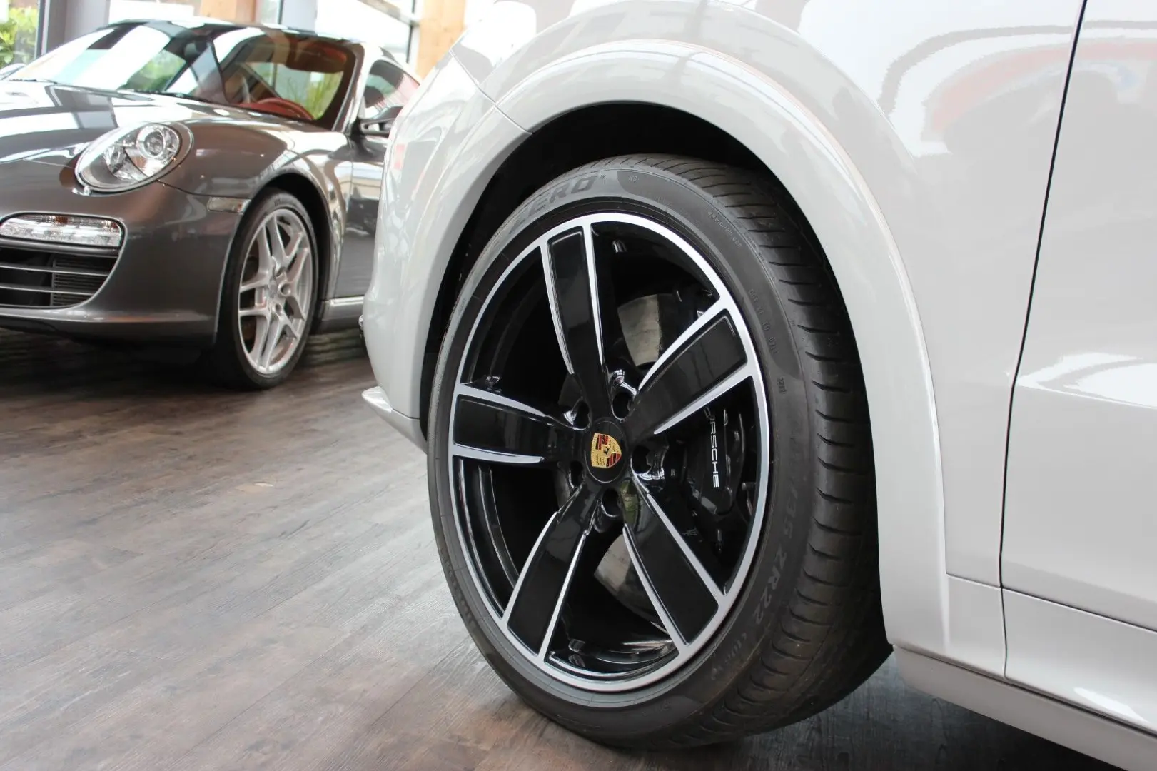 Cayenne Turbo Sport Design Kreide Approved 201T€
