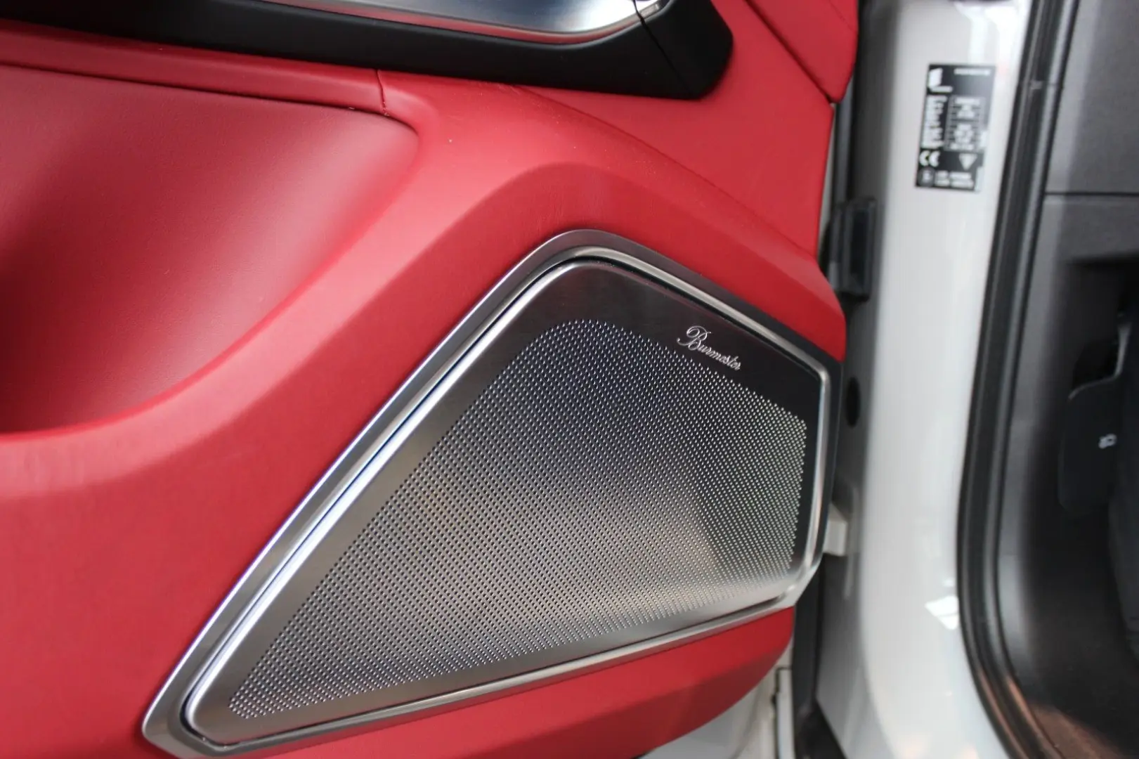 Cayenne Turbo Sport Design Kreide Approved 201T€