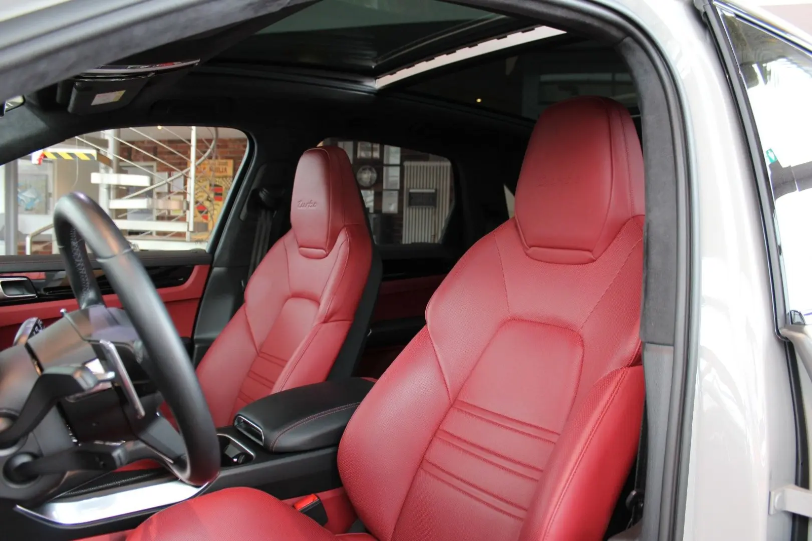 Cayenne Turbo Sport Design Kreide Approved 201T€