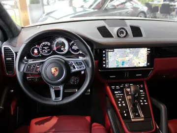 Cayenne Turbo Sport Design Kreide Approved 201T€