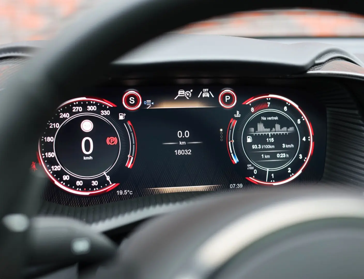 DBX 4.0 V8 707 | China Grey - Carbon Pack