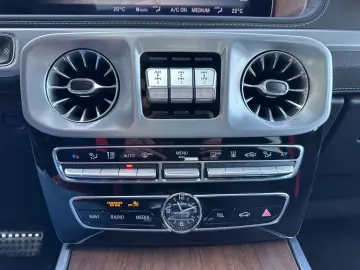 G 400 AMG Line+NightPack+StdHzg+Schiebedach+