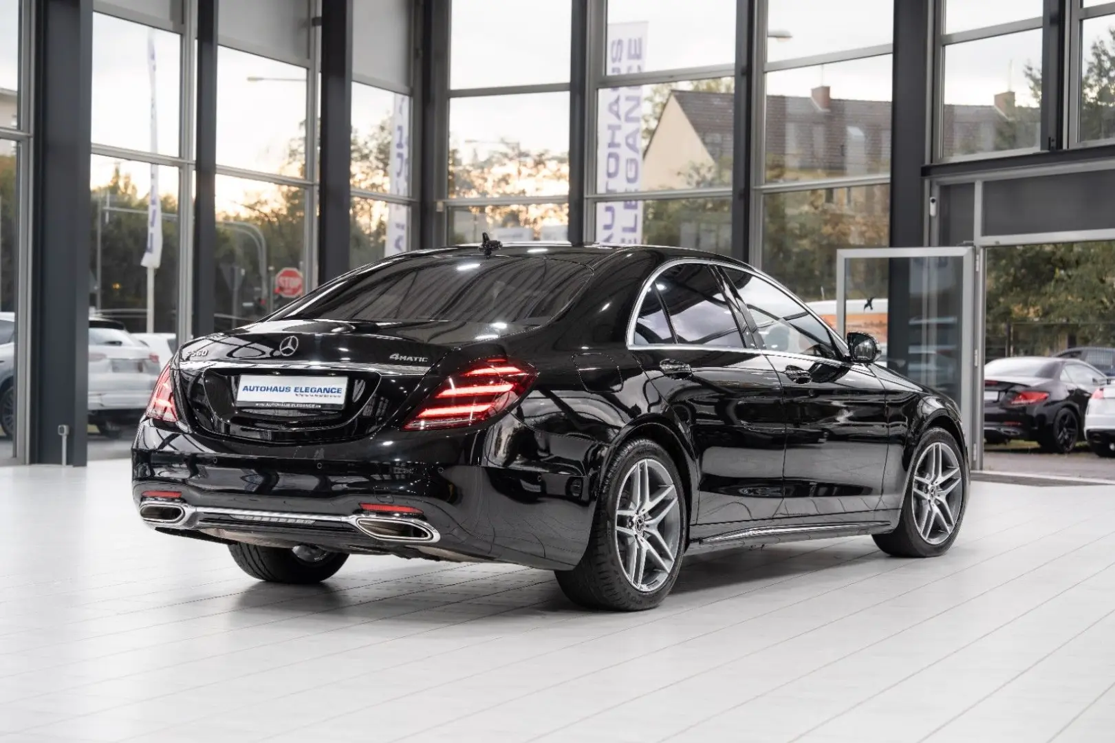 S 560 Lim. 4M *AMG-LINE*PANO*BURMES.*TV*1.HAND*