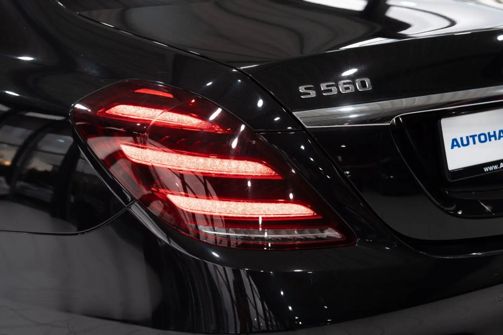 S 560 Lim. 4M *AMG-LINE*PANO*BURMES.*TV*1.HAND*