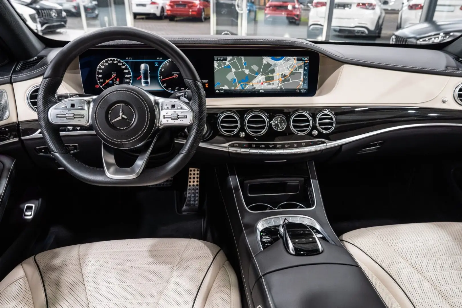 S 560 Lim. 4M *AMG-LINE*PANO*BURMES.*TV*1.HAND*