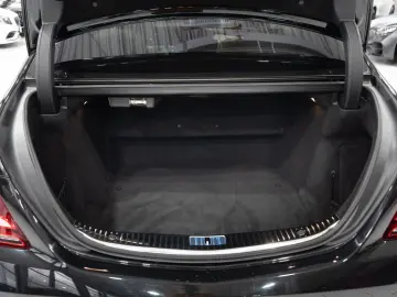 S 560 Lim. 4M *AMG-LINE*PANO*BURMES.*TV*1.HAND*