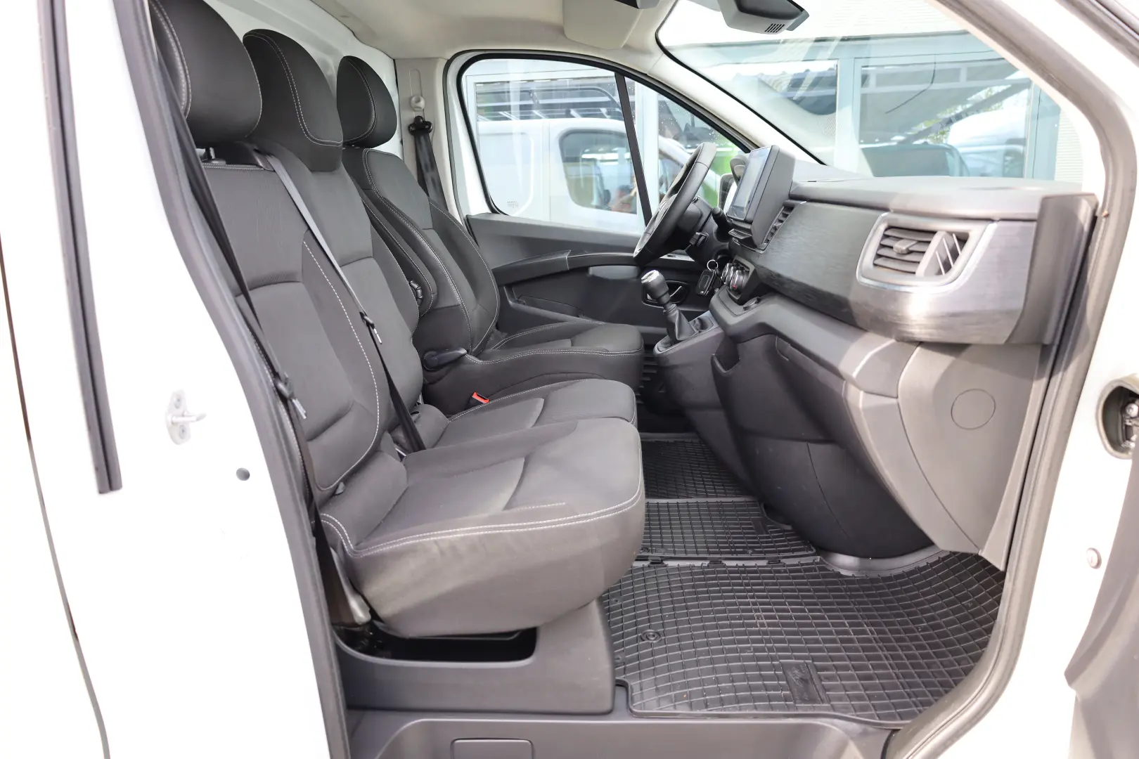 Renault Trafic L1H1 2.0 130CP