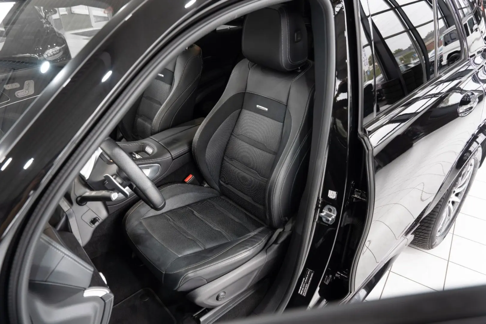 GLE 53 AMG 4M+*HEAD-UP*NIGHT*AIRMATIC*PANO*NAPPA