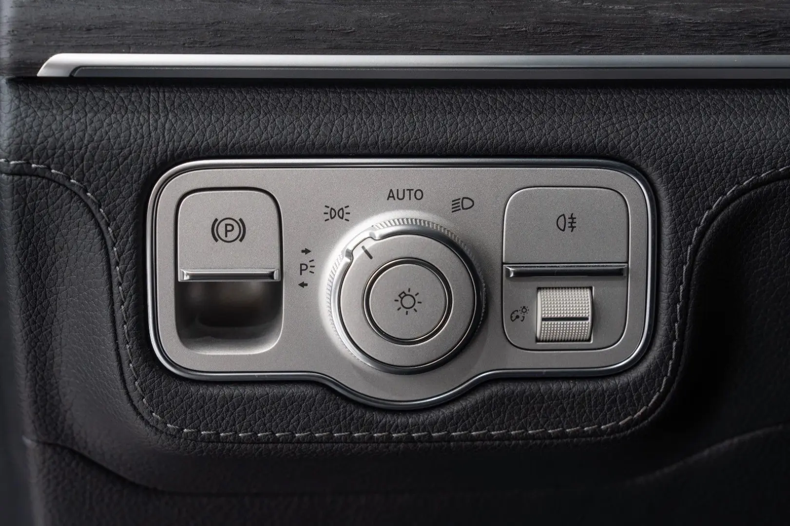 GLE 53 AMG 4M+*HEAD-UP*NIGHT*AIRMATIC*PANO*NAPPA