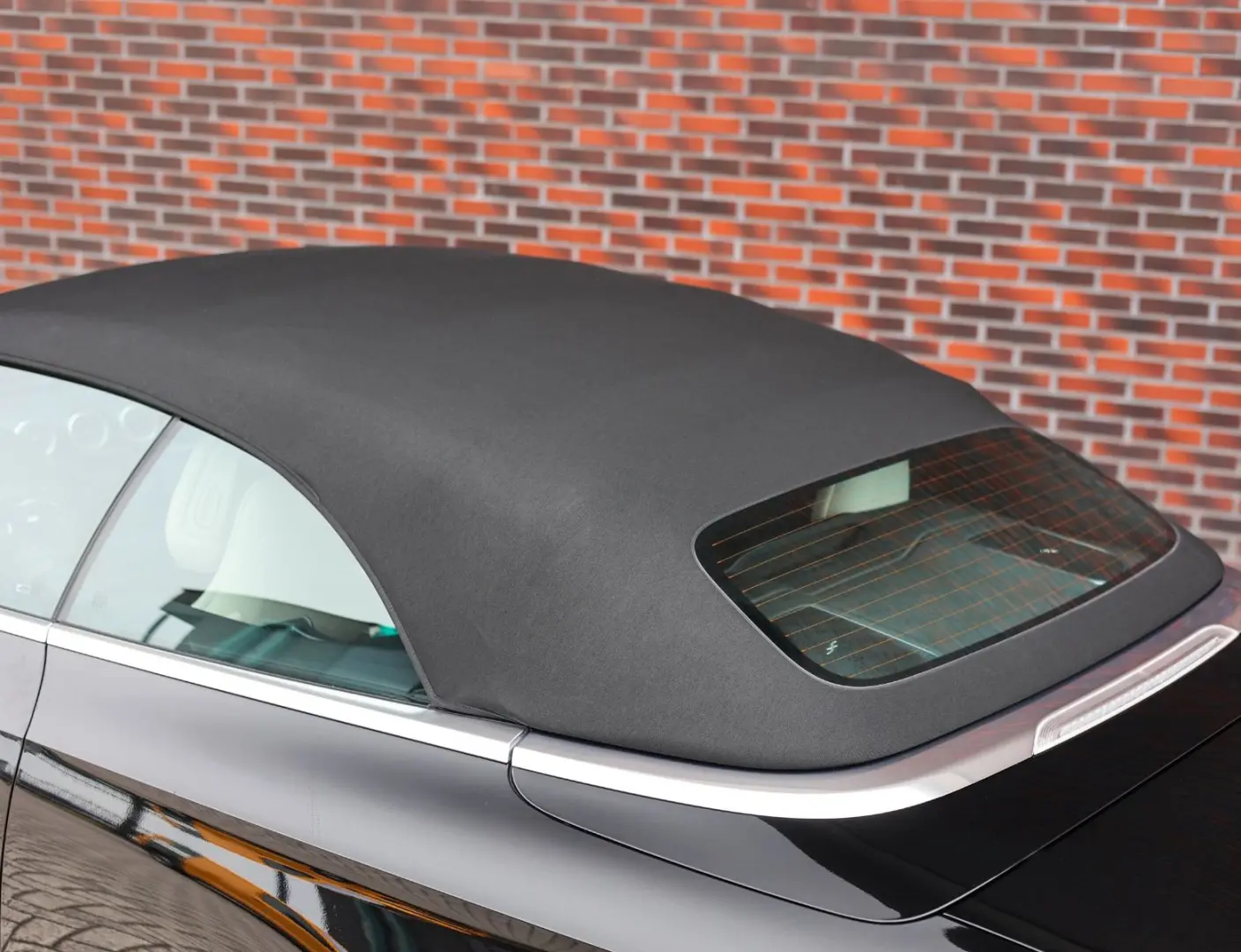 CLE 300 Cabrio | AMG Line - Burmester - Airscarf