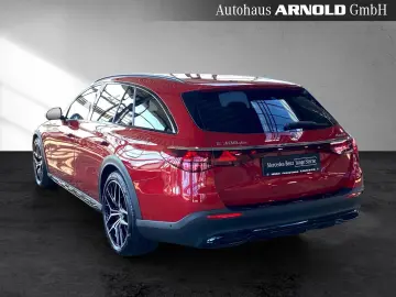 E 300 T de 4M All-Terrain Fahrass-P+ SUPERSC AHK