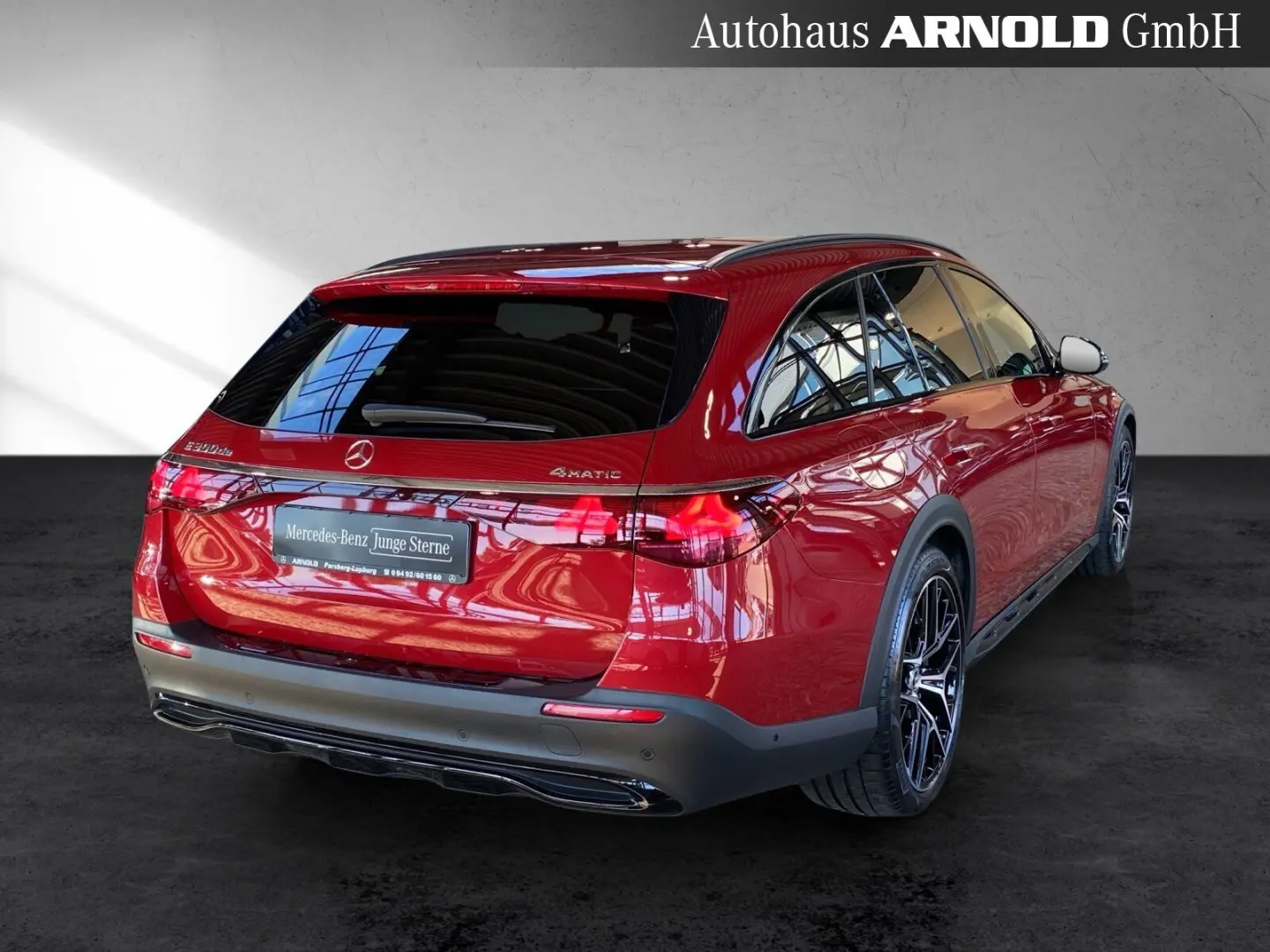 E 300 T de 4M All-Terrain Fahrass-P+ SUPERSC AHK