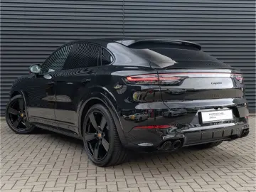Cayenne Coupe Platinum Edition SportDesign Paket