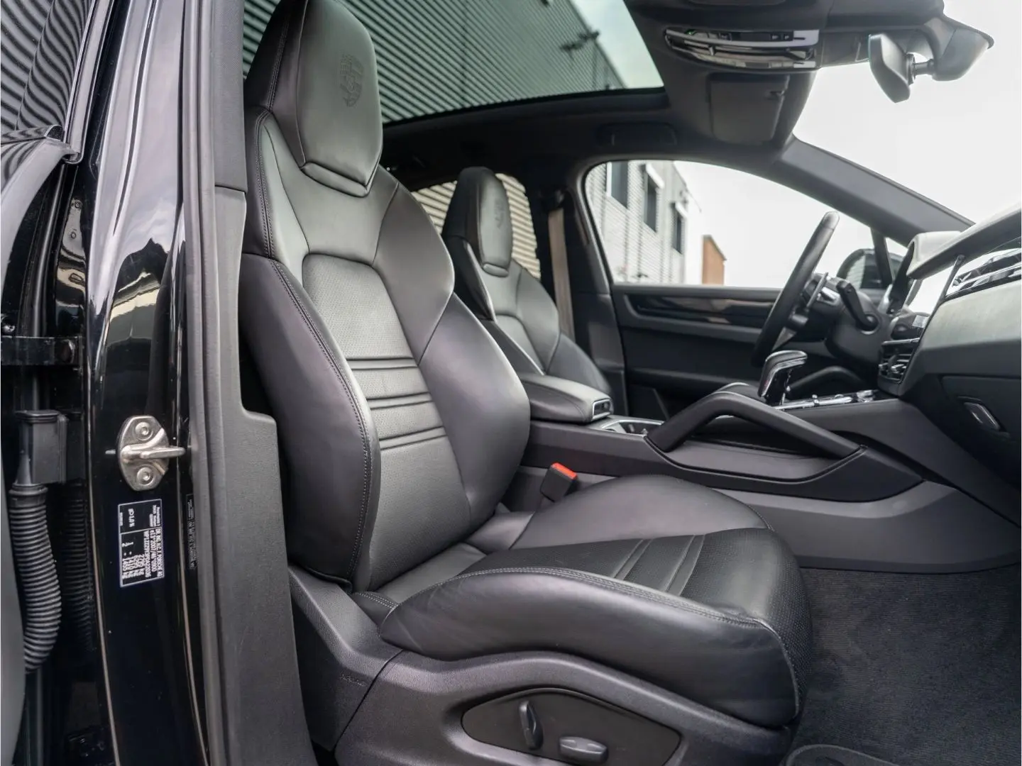 Cayenne Coupe Platinum Edition SportDesign Paket