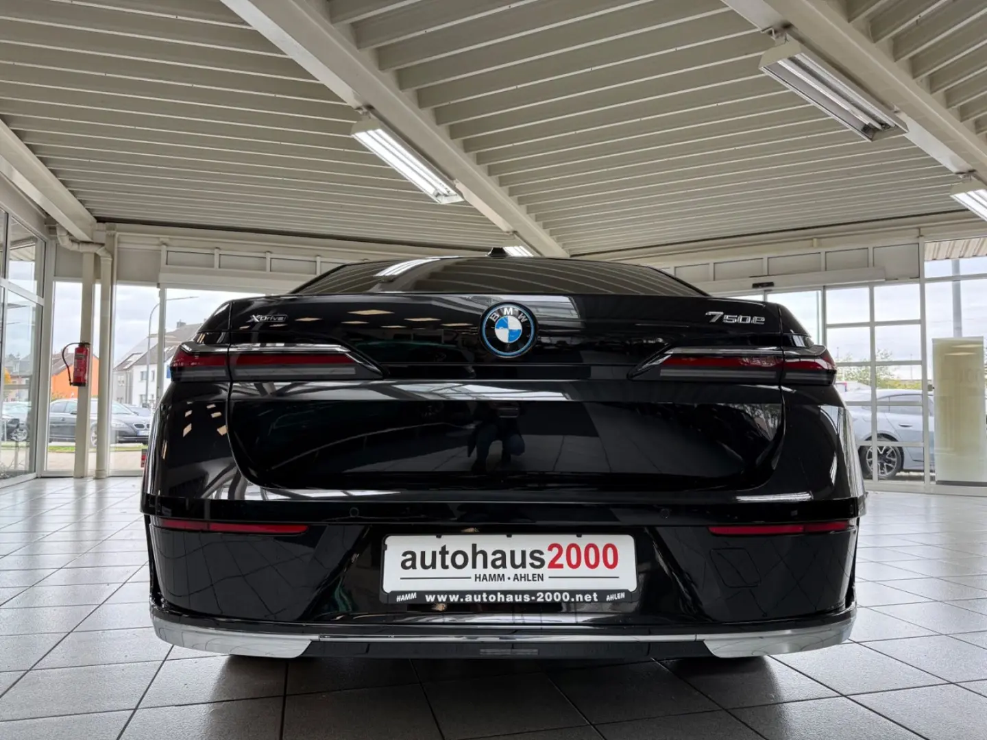 750e xDrive Design Pure Excellence SKY LOUNGE