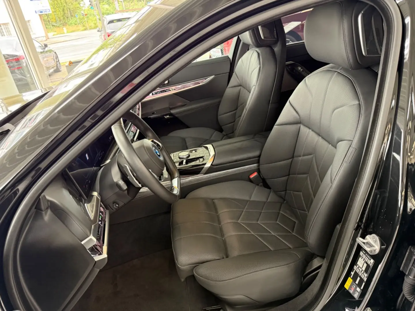 750e xDrive Design Pure Excellence SKY LOUNGE