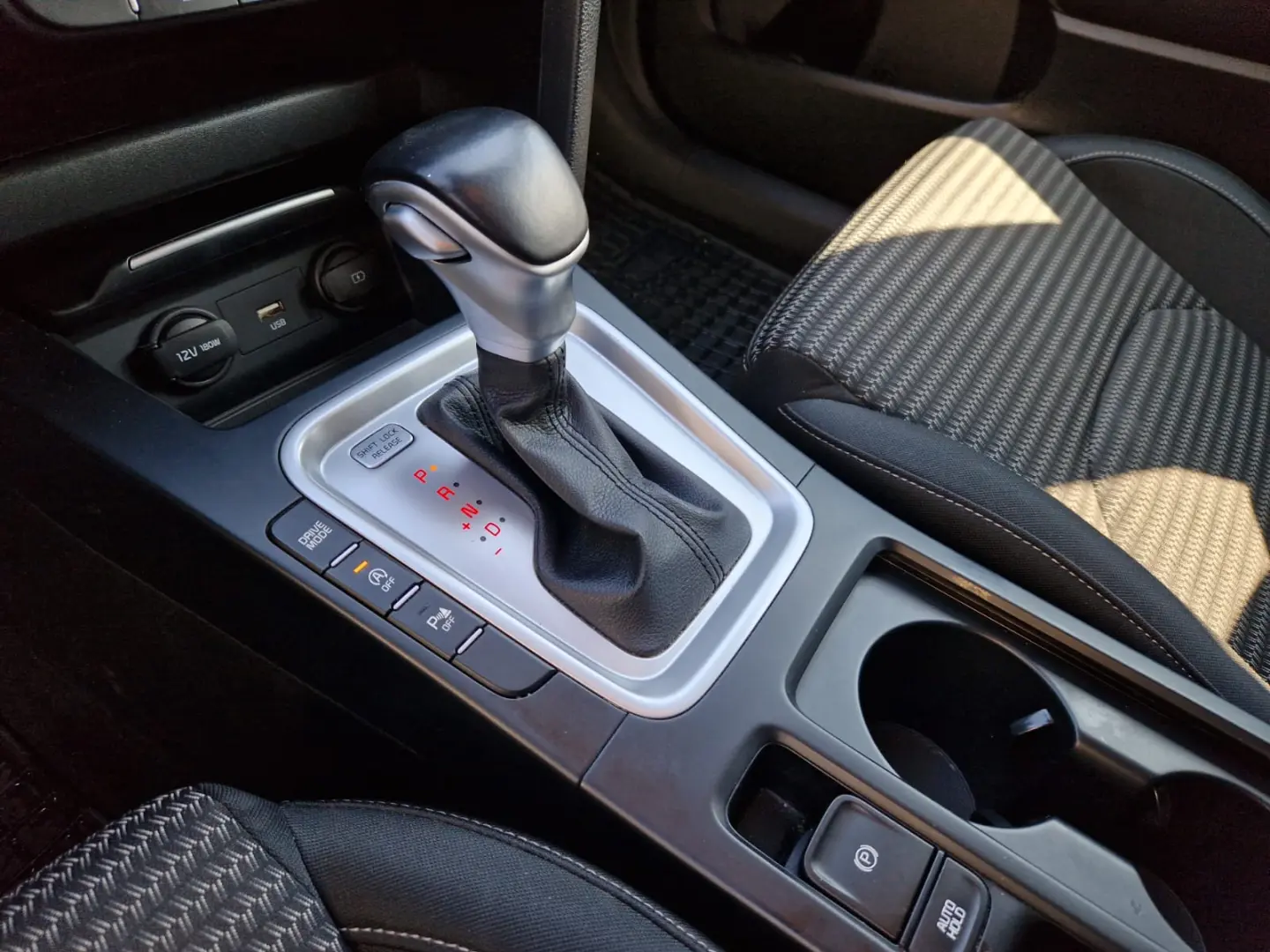 KIA XCEED 1.5 T-GDi Hybrid Electric 7DCT City