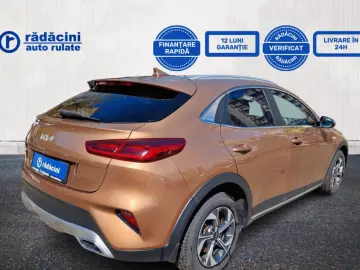 KIA XCEED 1.5 T-GDi Hybrid Electric 7DCT City