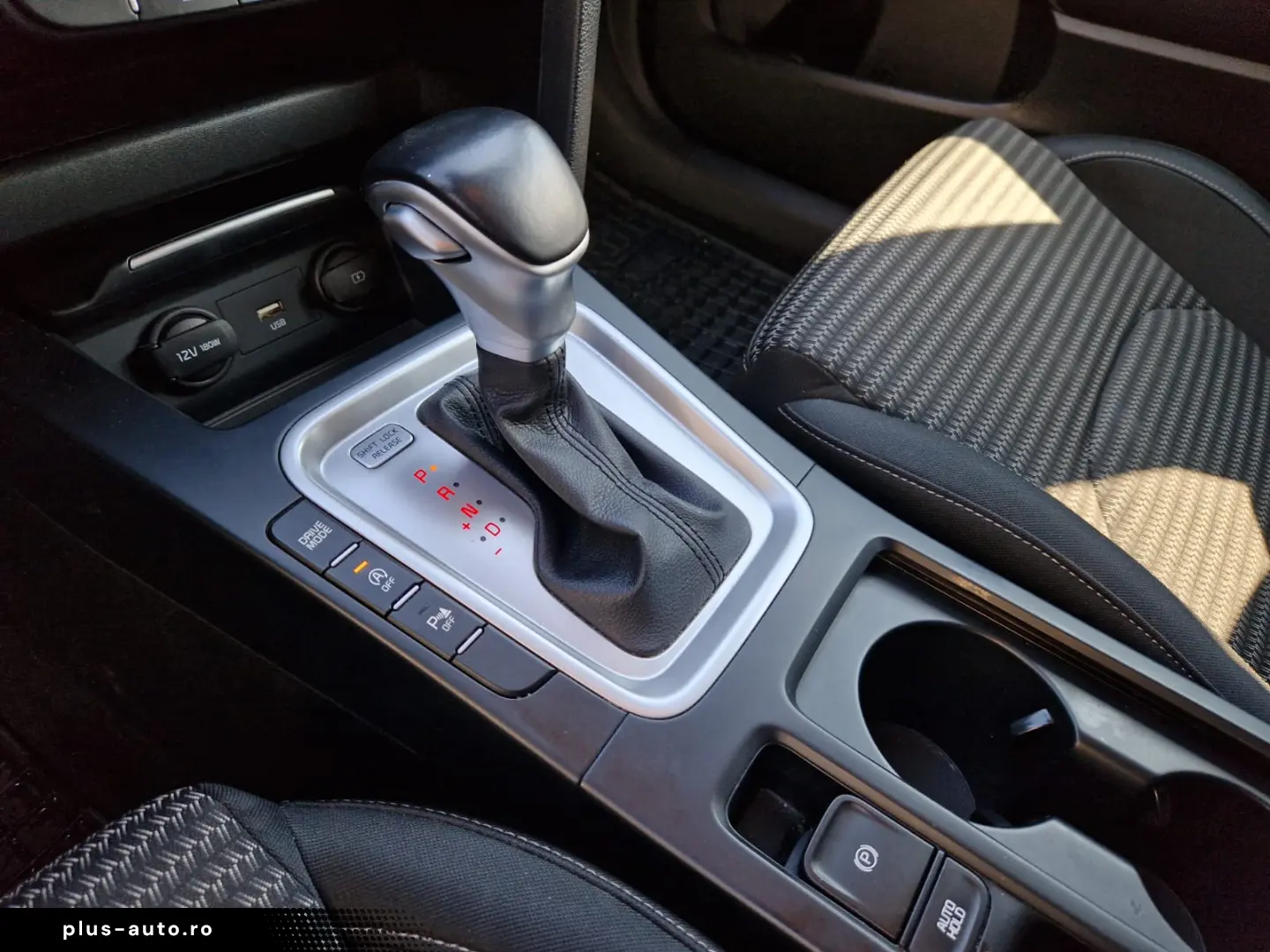 KIA XCEED 1.5 T-GDi Hybrid Electric 7DCT City